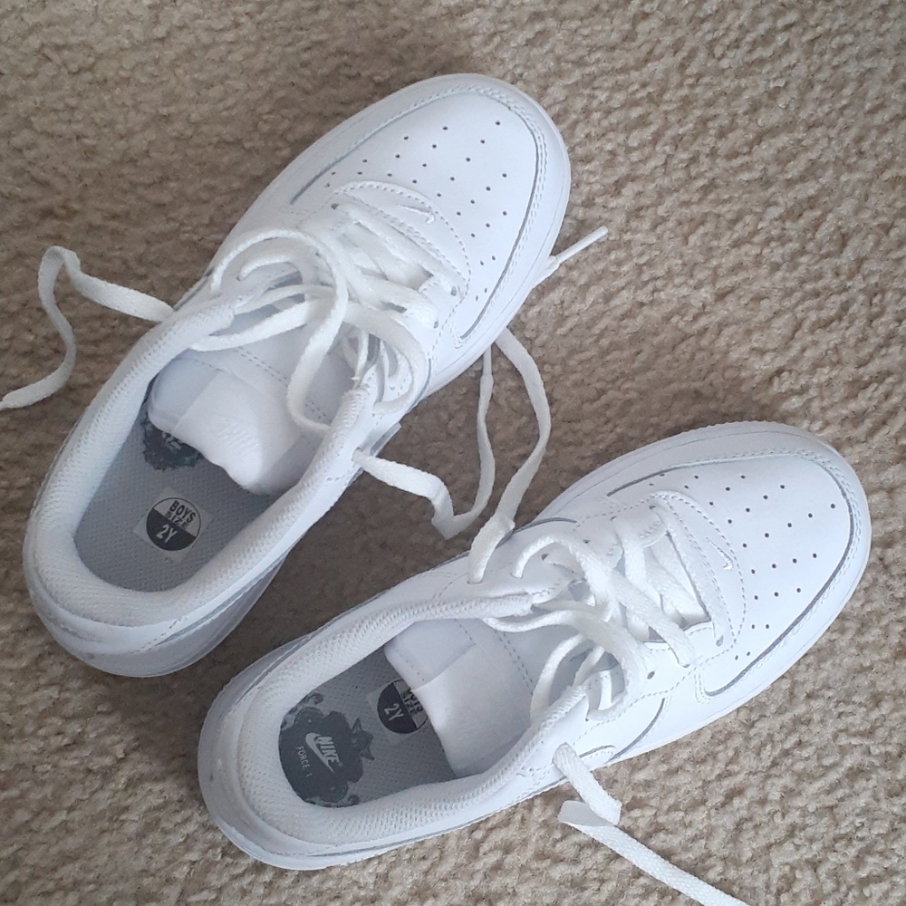 2Y Air Force 1's